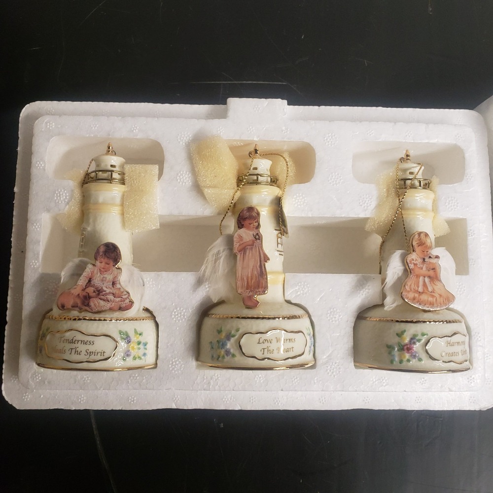 Bradford Editions Guiding Lights Heirloom Porcelain Lighthouse Ornament Set 3pc